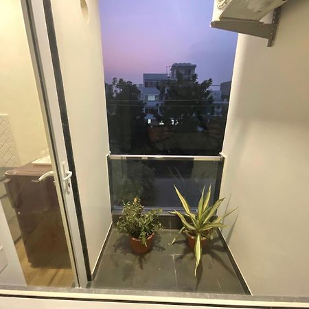 Downtown Studios 구르가온 외부 사진